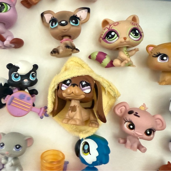 Littlest Pet Shop Bundle - Picture 13 of 14